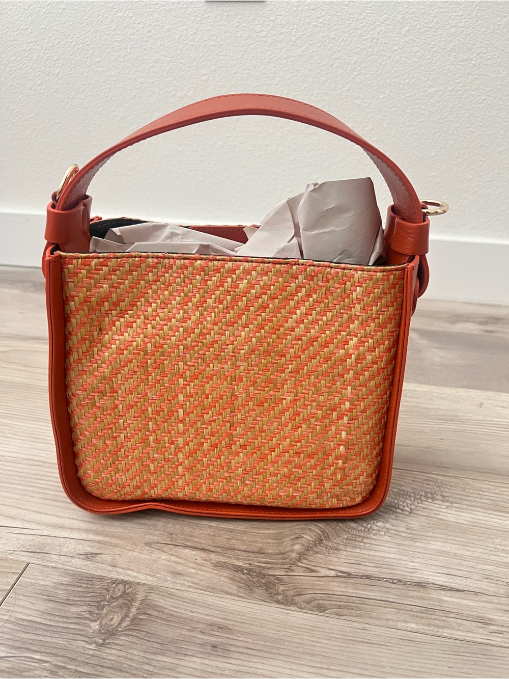 Rattan orange vacation bag